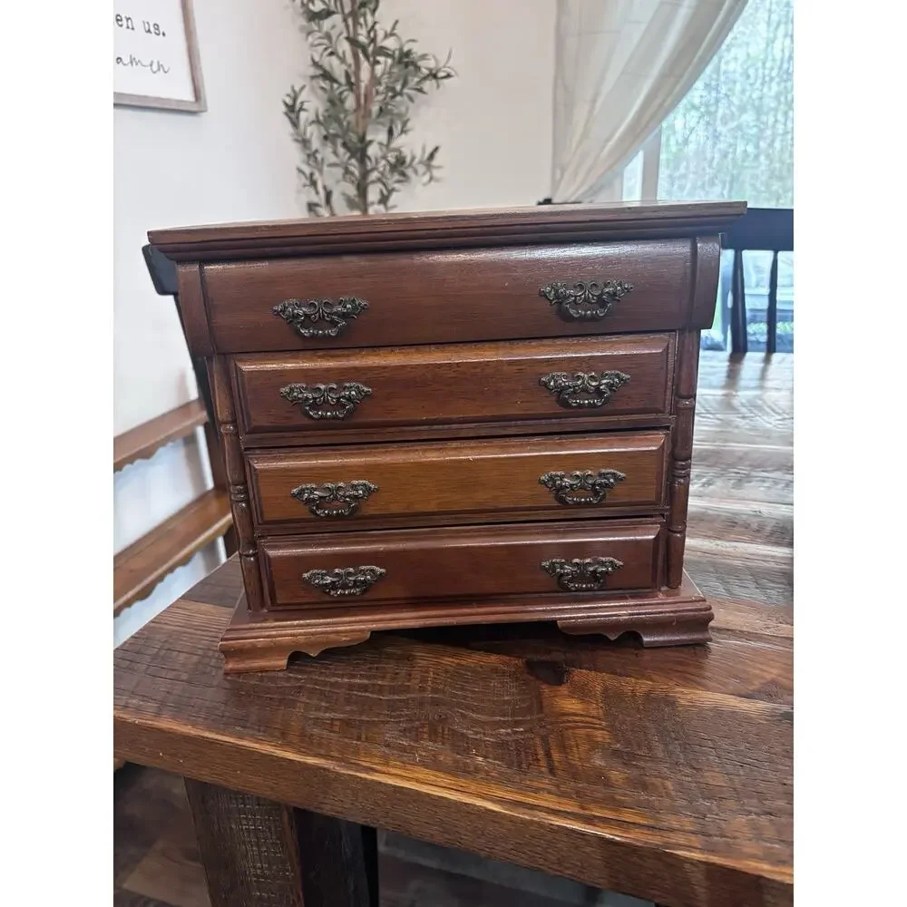 Vintage MCM Musical Jewelry Box 11